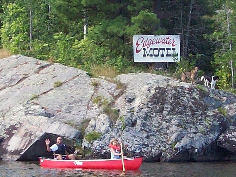 canoe infront